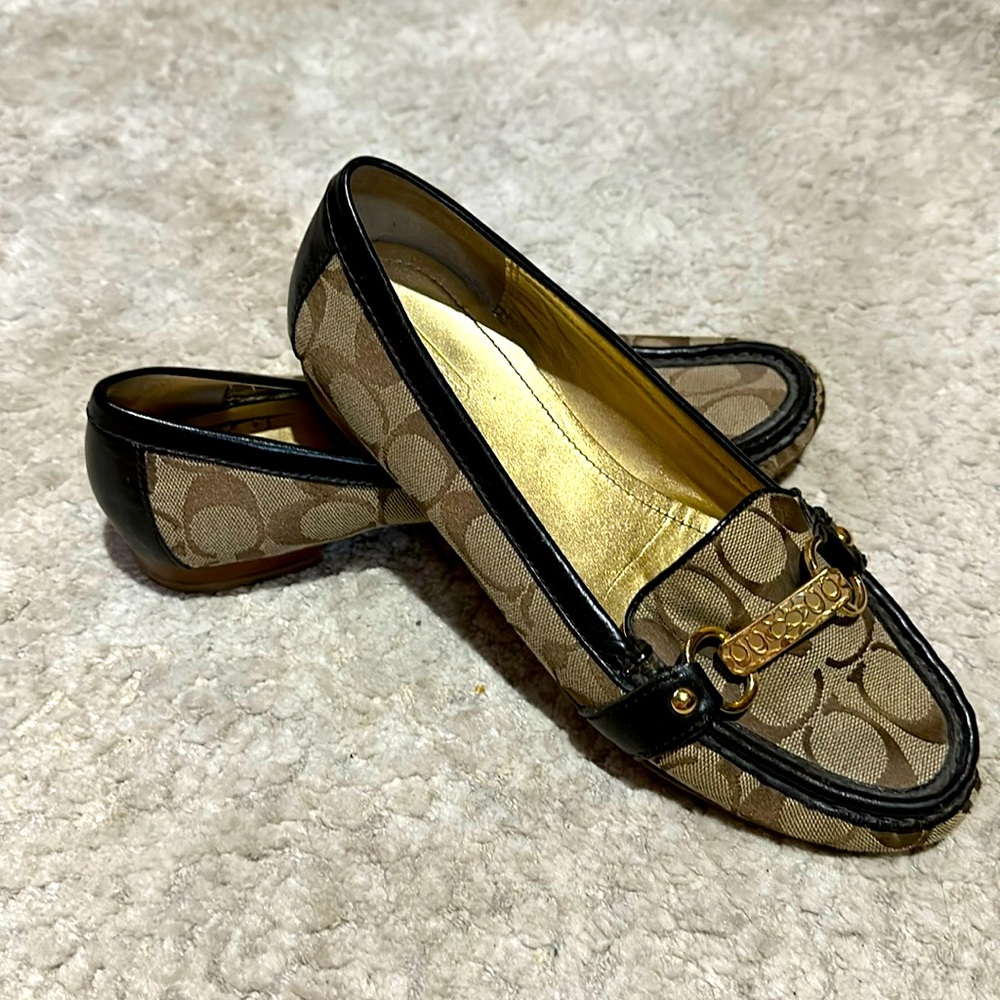 Ladies Coach loafers size 7.5